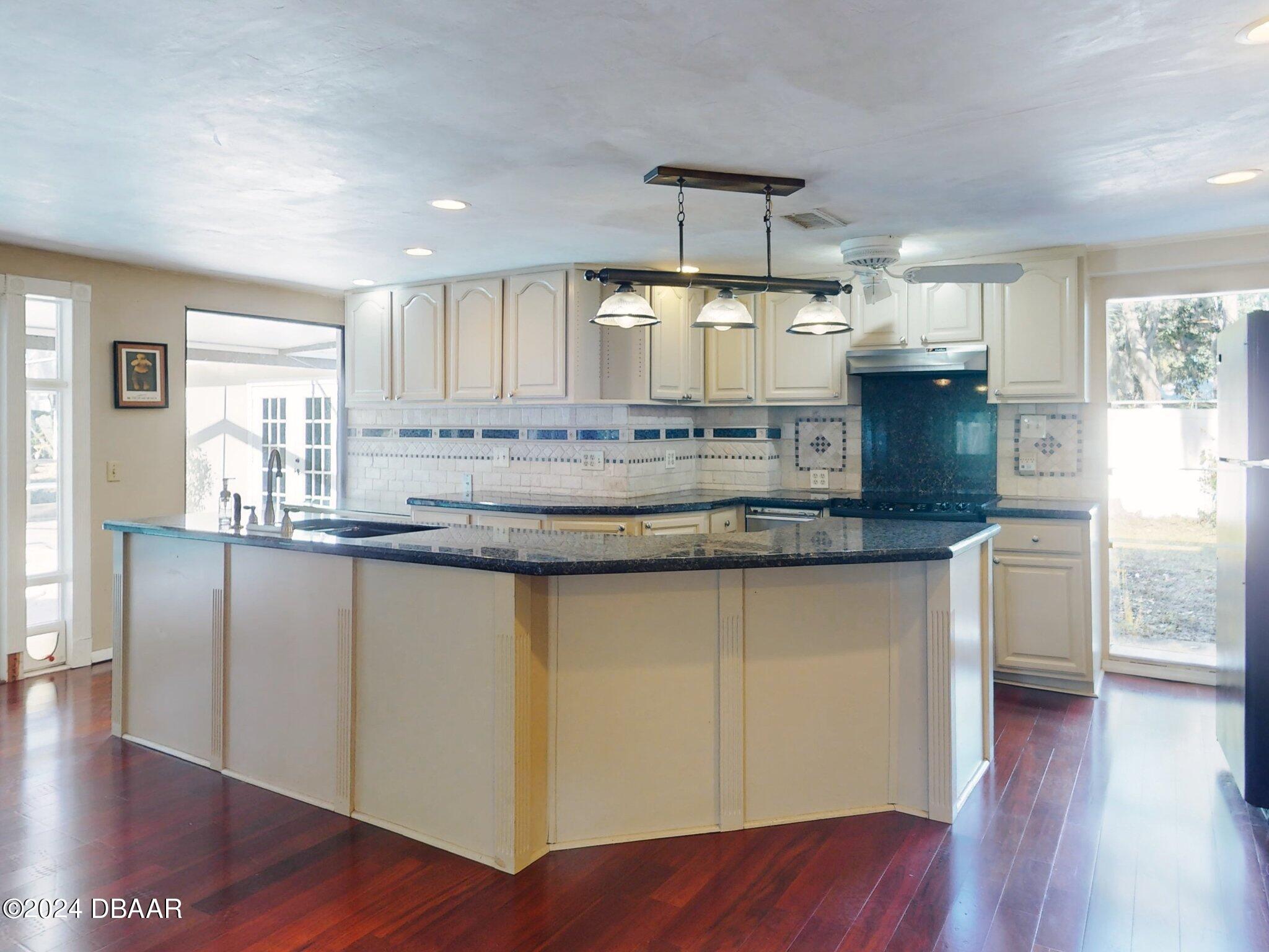 234 South Riverside Drive Edgewater, FL 32132 - Photo 32 of 134 046_234-n-riverside-dr-01122024_163058