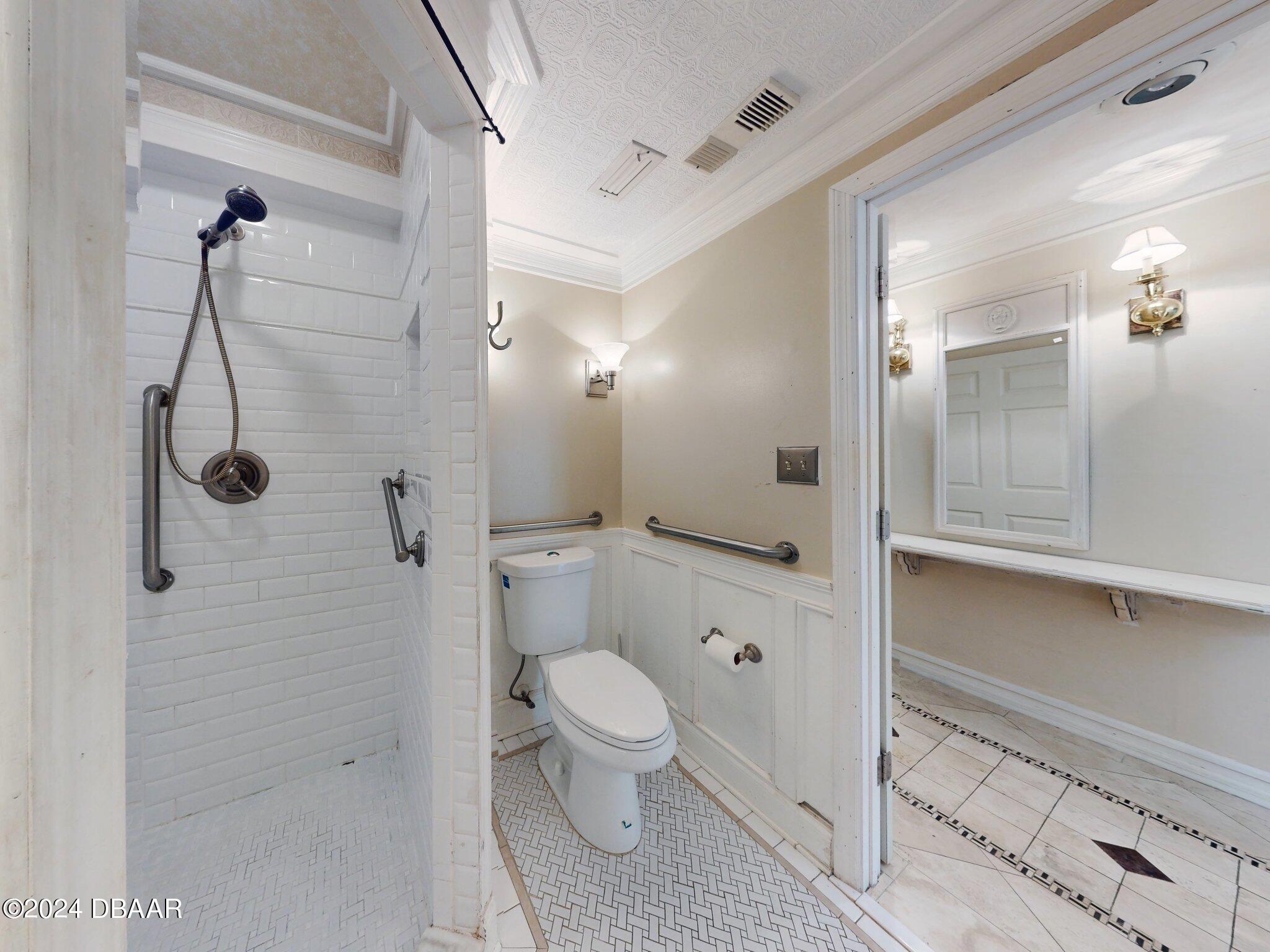 234 South Riverside Drive Edgewater, FL 32132 - Photo 43 of 134 057_234-n-riverside-dr-01122024_163354