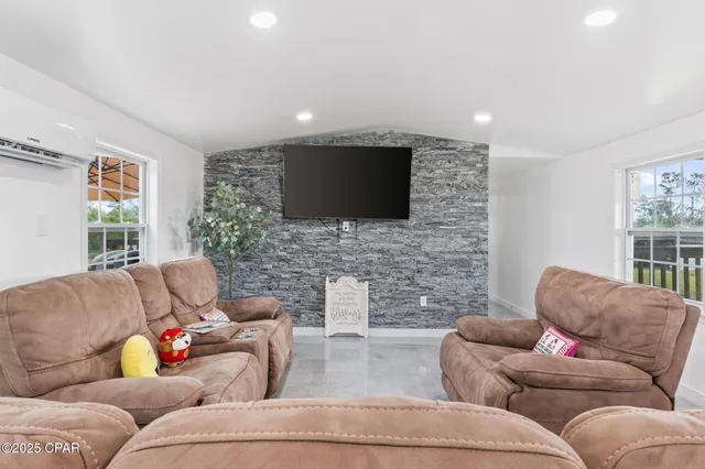 $365,000 | 6807 Northwest Porter Grade Road, Altha, FL 32421