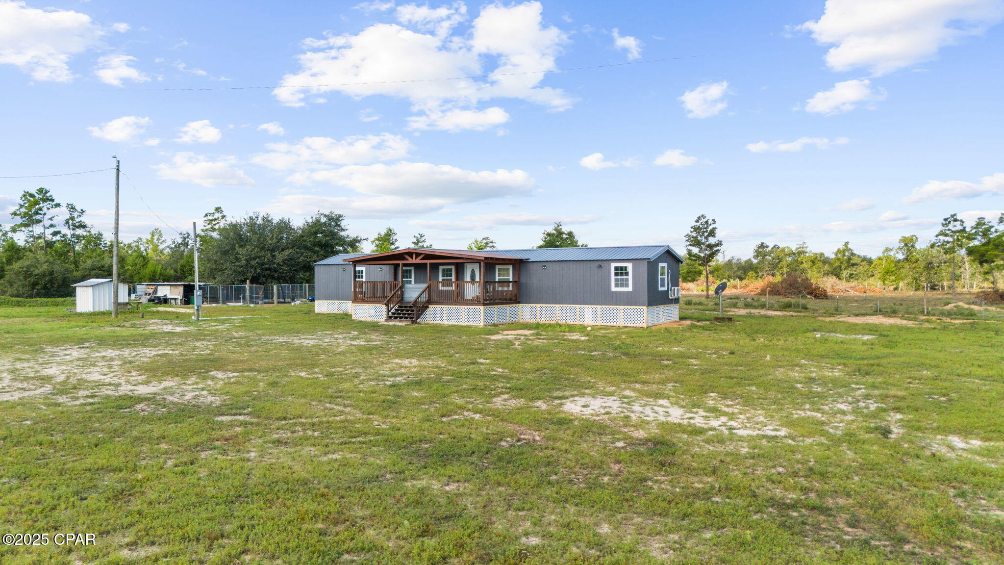 6807 Northwest Porter Grade Road Altha, FL 32421 - Photo 5 of 46