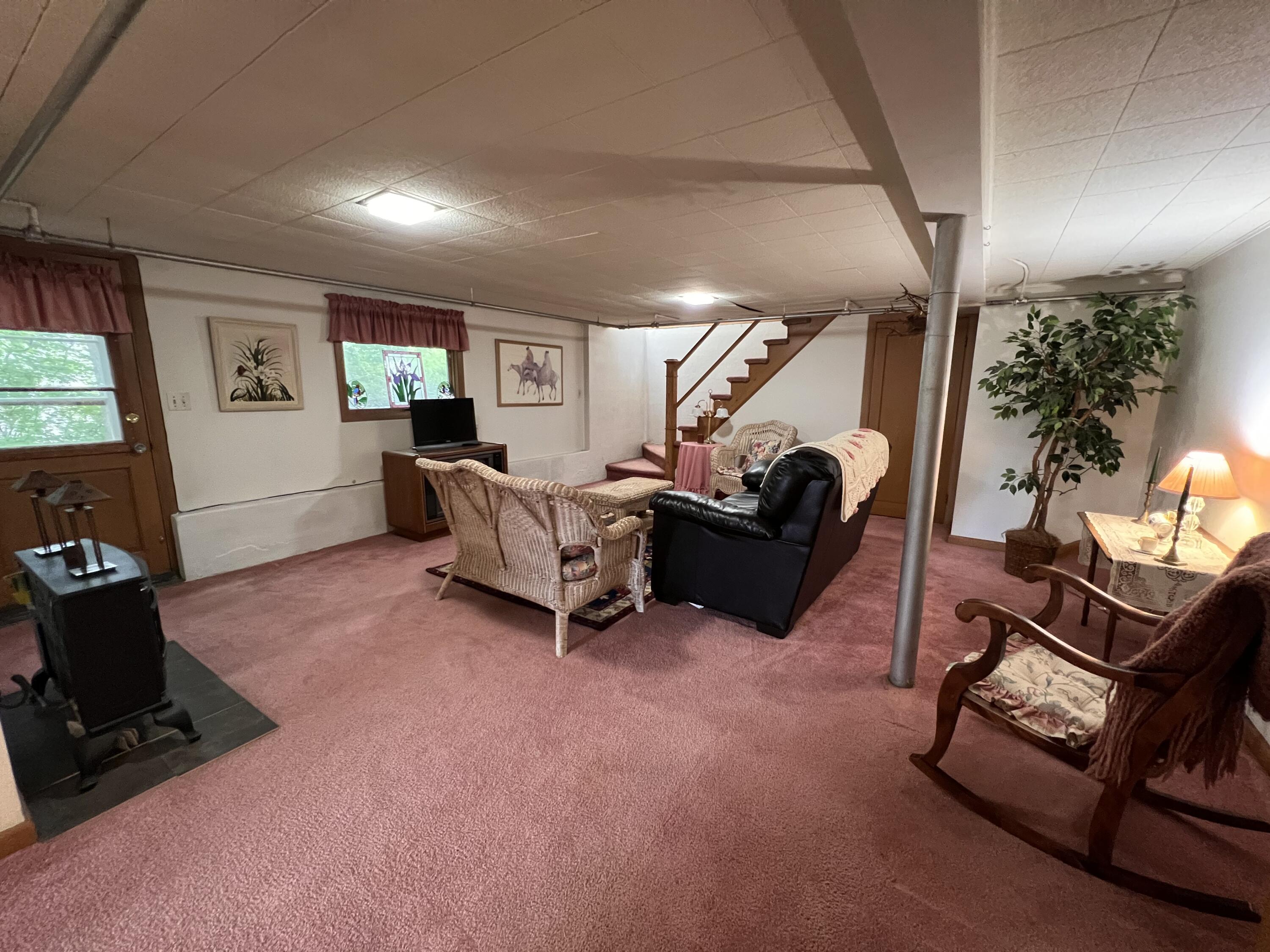 215 Montello Street Lewiston, ME 04240 - Photo 9 of 14 IMG_1088