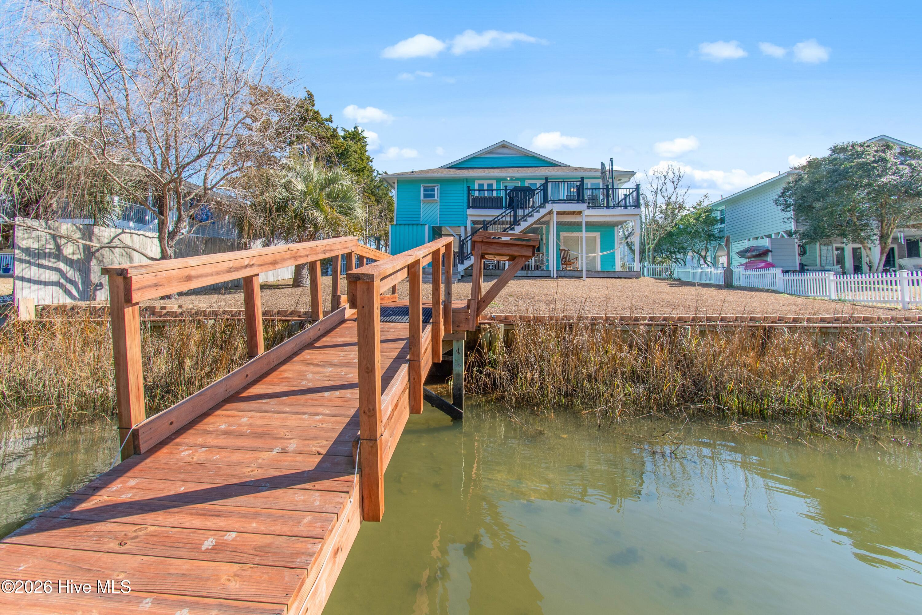 205 Southwest 15th Street Oak Island, NC 28465 - Photo 4 of 92 205SW15thSt - 55