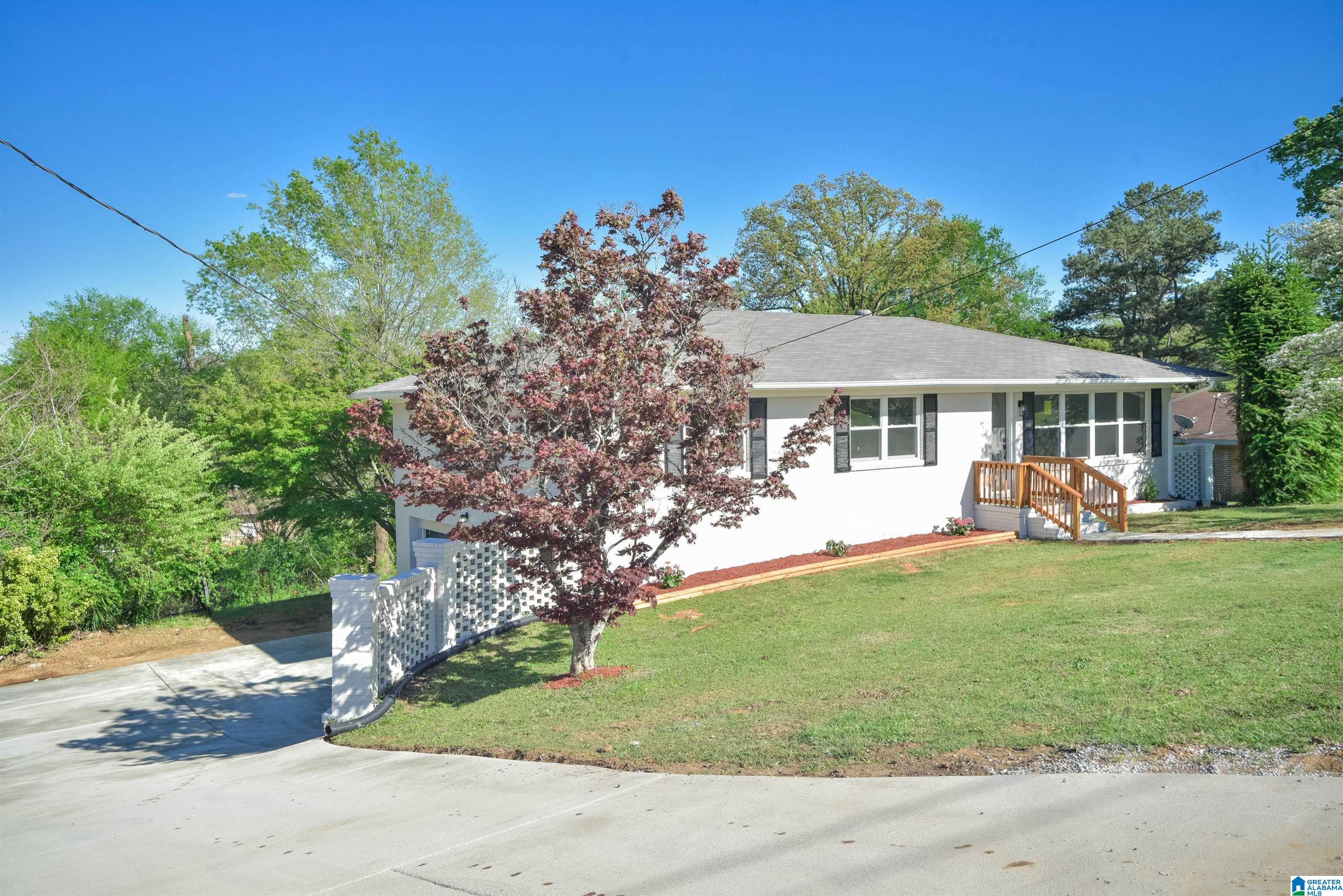 529 6th Court Pleasant Grove, AL 35127 - Photo 5 of 54