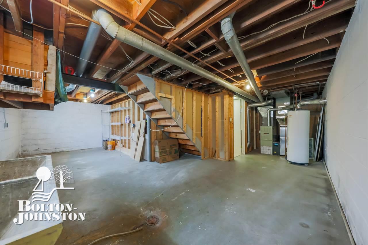 58 Muir Road Grosse Pointe, MI 48236 - Photo 23 of 34 Storage/Laundry/Utility
