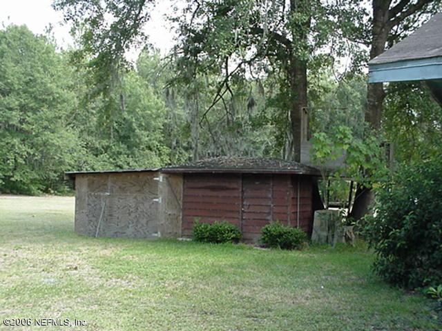 2124 Raiford Road Starke, FL 32091 - Photo 3 of 7 Storage