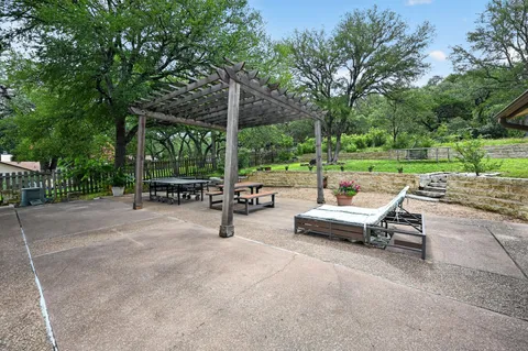 $1,590,000 | 1903 Holly Hill Drive, Austin, TX 78746