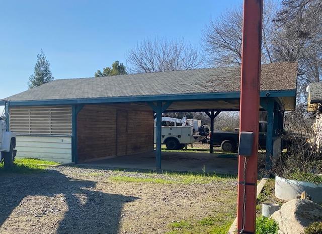 1398 North Elberta Road Exeter, CA 93221 - Photo 52 of 63 Car port
