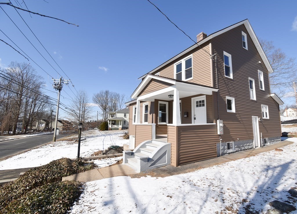 945 Allen Street Springfield, MA 01118 - Photo 3 of 40