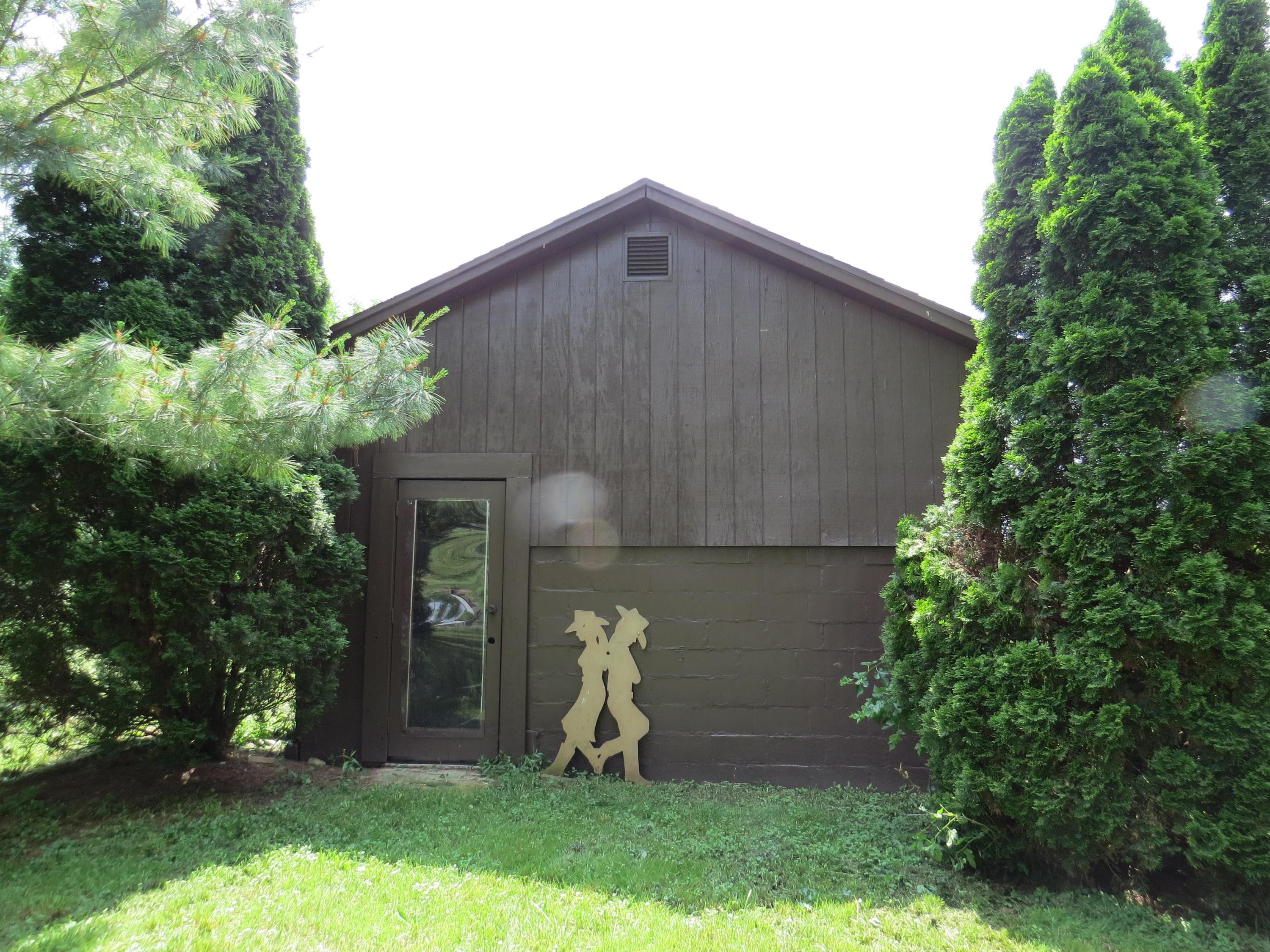 1027 London Road West Jefferson, OH 43162 - Photo 3 of 40