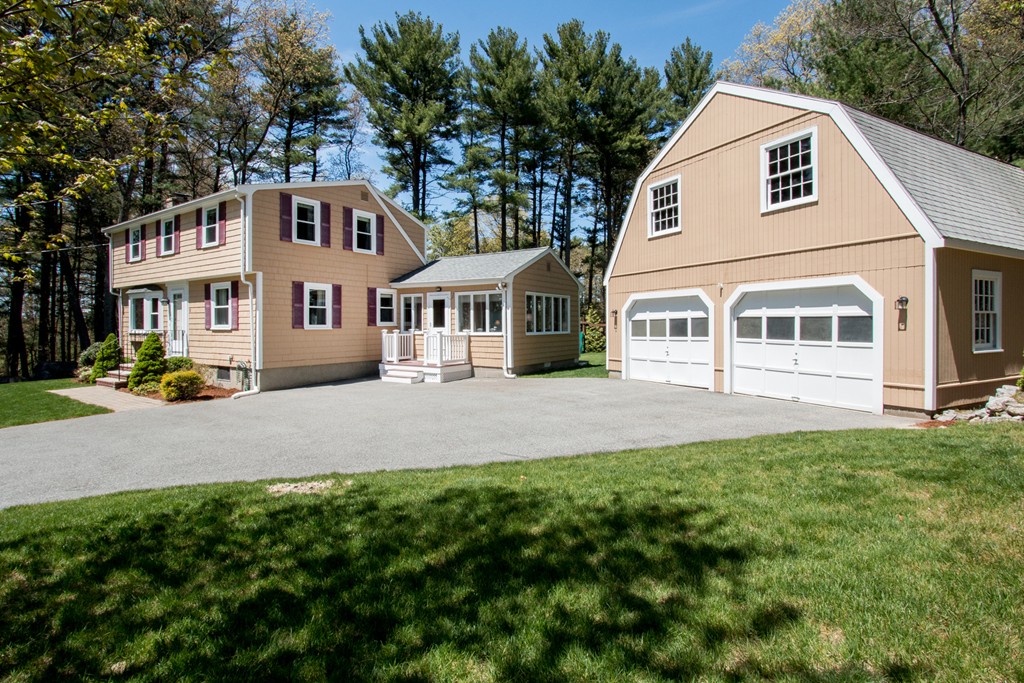 14 Foster Road Burlington, MA 01803 - Photo 1 of 30 Gallery Image 1