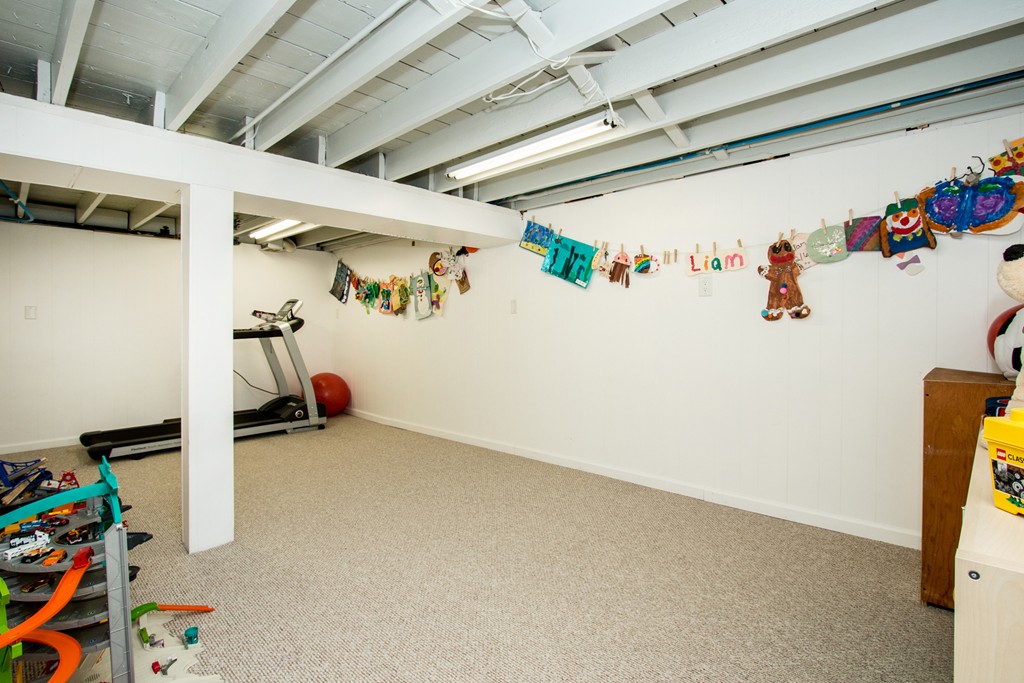 14 Foster Road Burlington, MA 01803 - Photo 21 of 30 Gallery Image 21