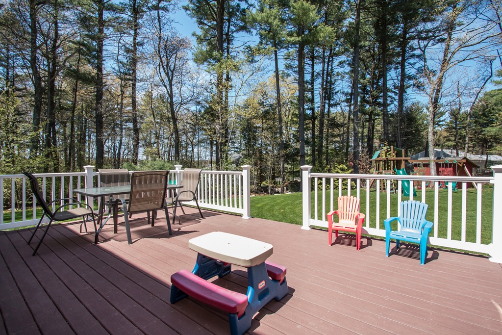 14 Foster Road Burlington, MA 01803 - Photo 23 of 30 Gallery Image 23