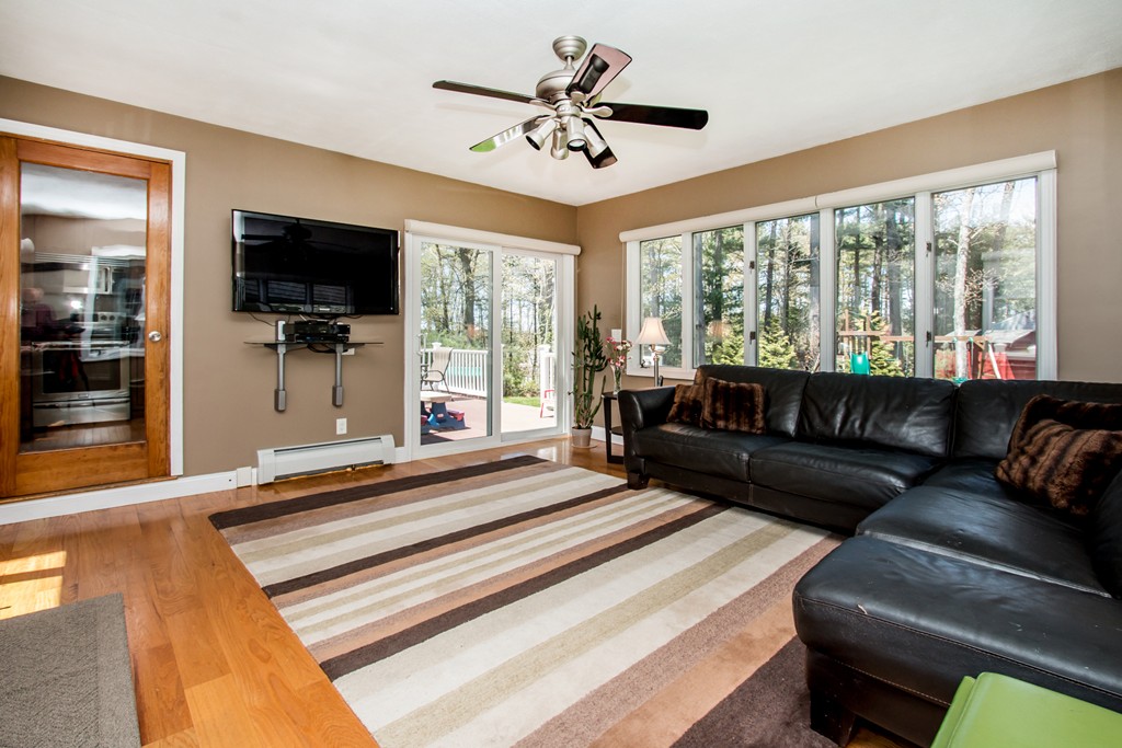 14 Foster Road Burlington, MA 01803 - Photo 7 of 30 Gallery Image 7