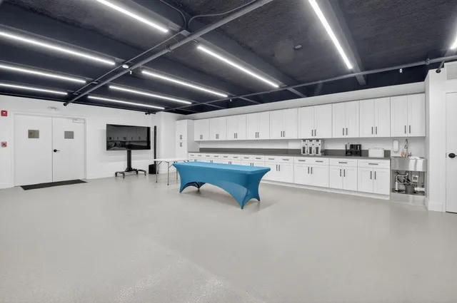 $479,000 | 2707 North Ocean Boulevard, Unit D706, Boca Raton, FL 33431