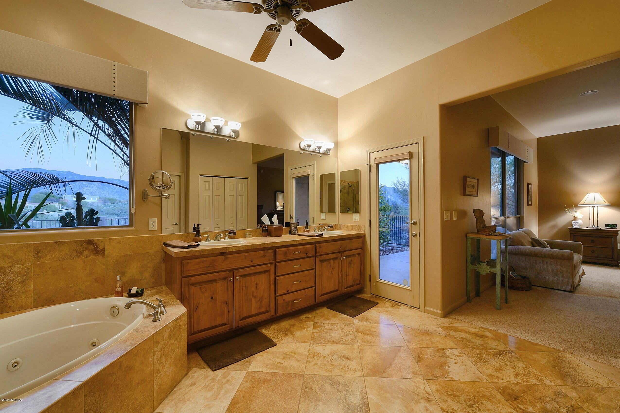 12482 North Copper Spring Trail Oro Valley, AZ 85755 - Photo 12 of 24