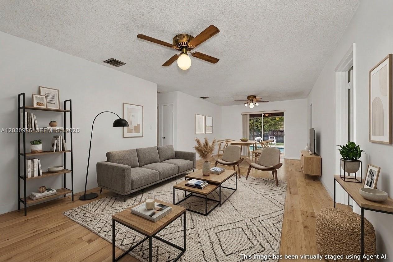 3210 Southwest 94th Court Miami, FL 33165 - Photo 6 of 47 Virtually Staged