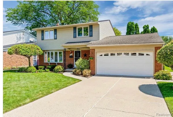 $349,000 | 31346 Shaw Drive, Warren, MI 48093