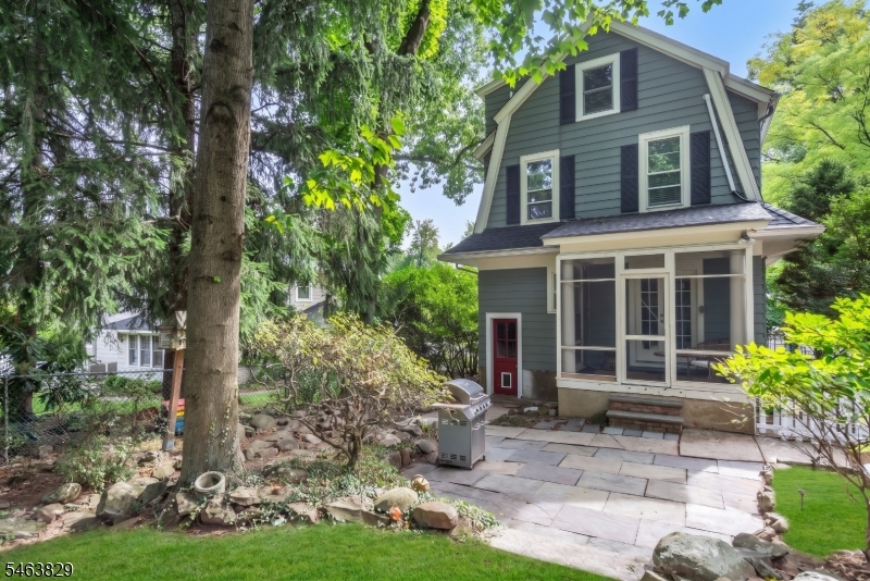 133 Buckingham Road Montclair, NJ 07043 - Photo 30 of 31 Gallery Image 30