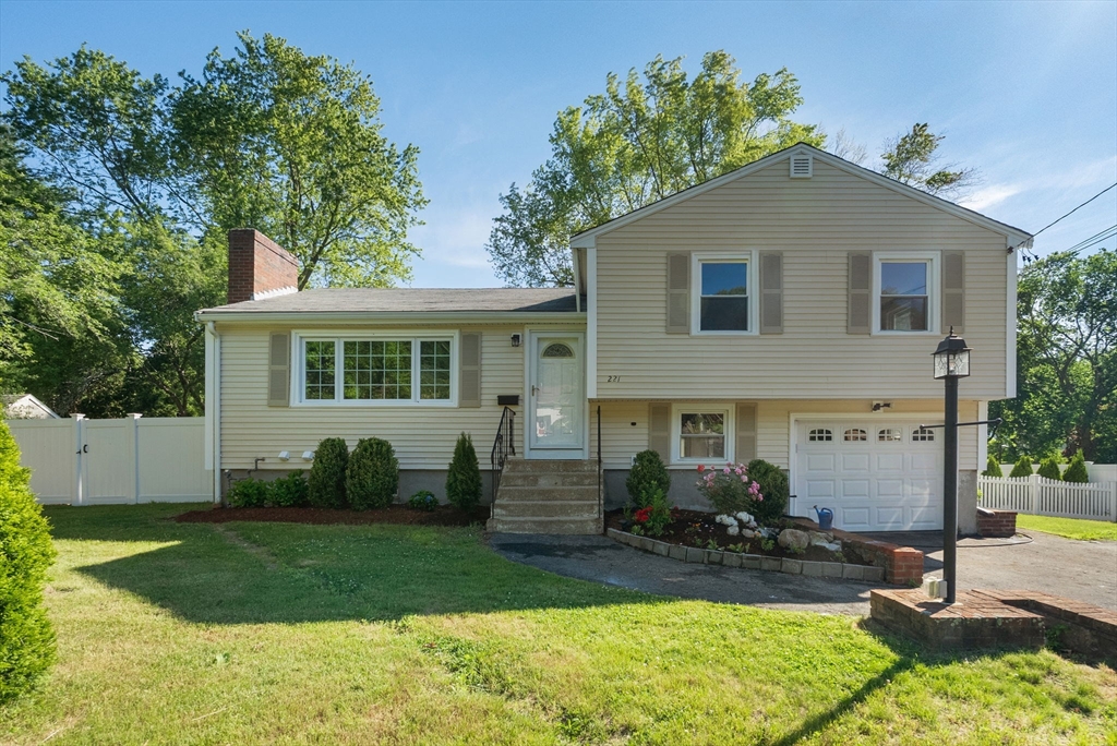 221 Totten Pond Road Waltham, MA 02451 - Photo 1 of 37
