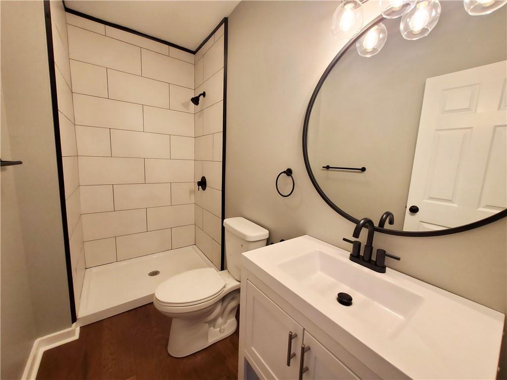 4635 Plummer Street Pittsburgh, PA 15201 - Photo 4 of 6