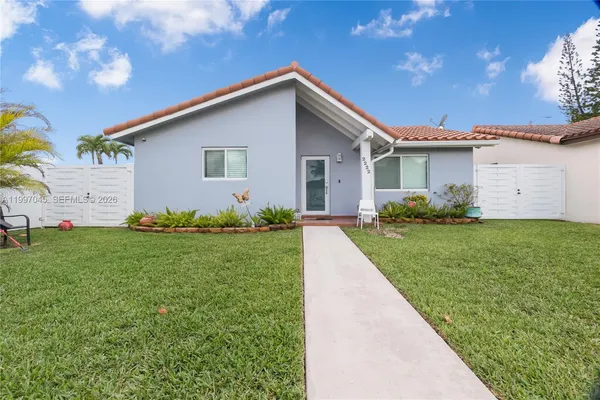 $4,000 | 2222 Southwest 138th Avenue, Miami, FL 33175