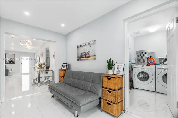 $4,000 | 2222 Southwest 138th Avenue, Miami, FL 33175