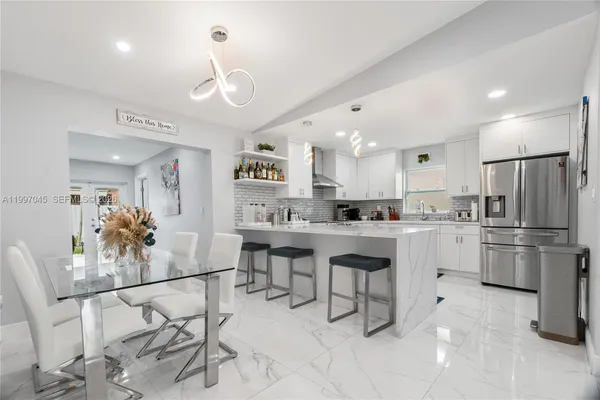 $4,000 | 2222 Southwest 138th Avenue, Miami, FL 33175