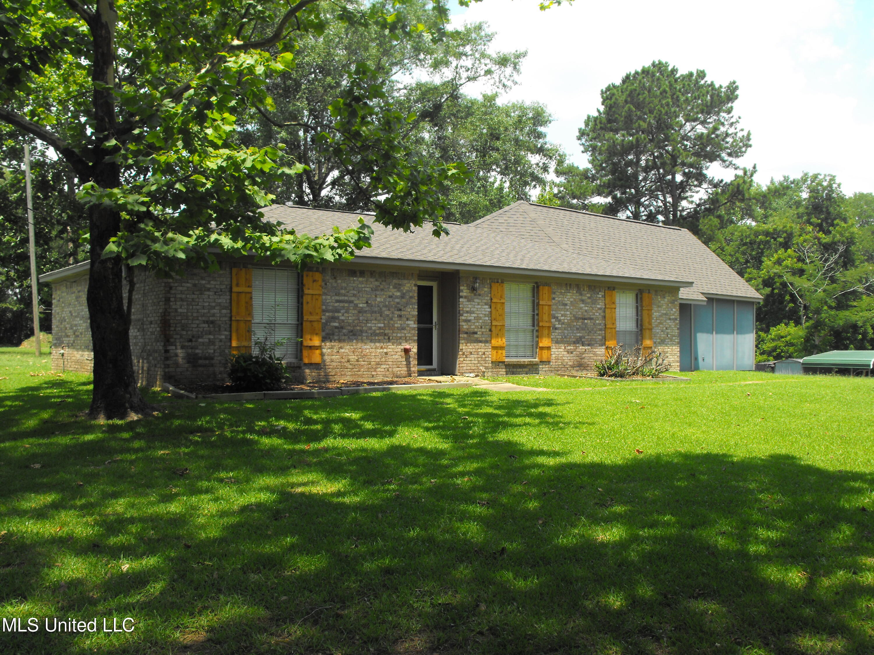 266 Morrison Road Florence, MS 39073 - Photo 1 of 6 front