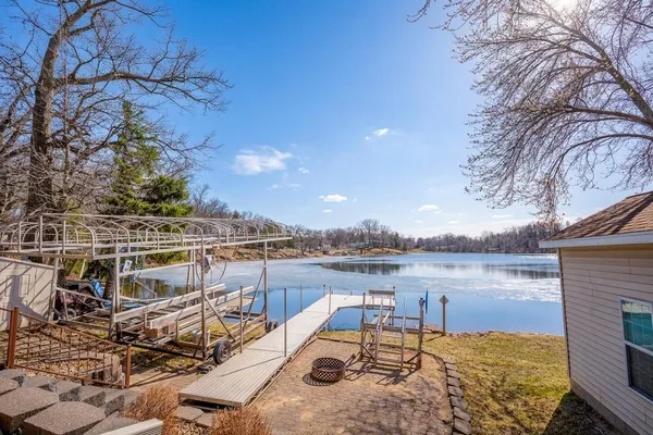 $425,000 | 13226 53rd Street Northeast, Spicer, MN 56288