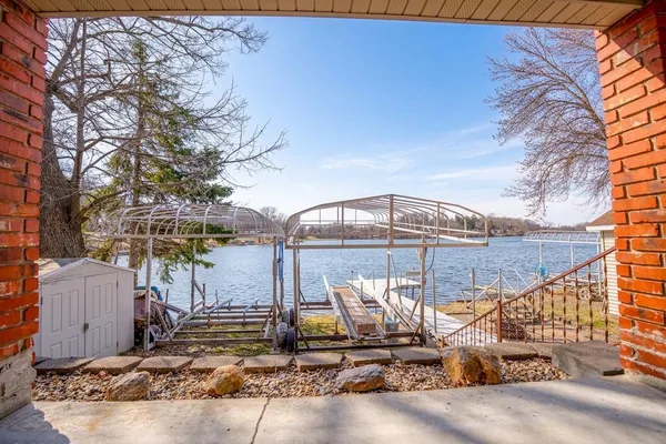 $425,000 | 13226 53rd Street Northeast, Spicer, MN 56288