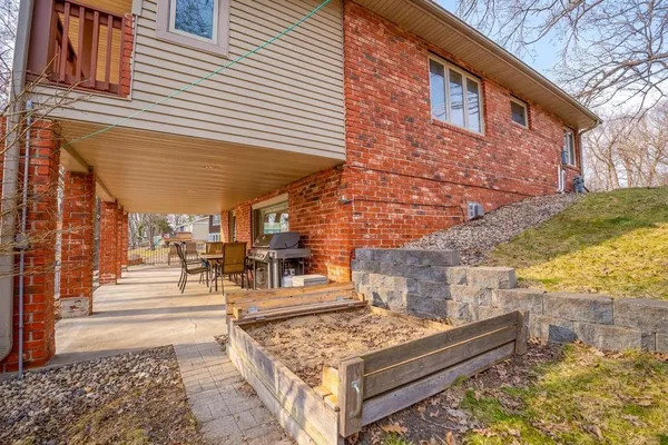 $425,000 | 13226 53rd Street Northeast, Spicer, MN 56288