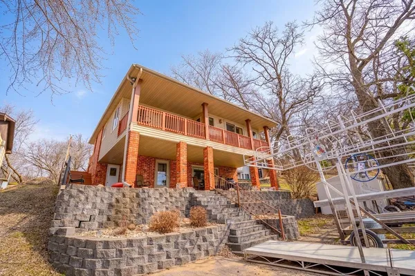 $425,000 | 13226 53rd Street Northeast, Spicer, MN 56288