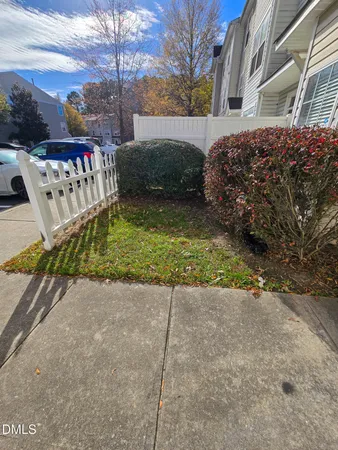 $1,595 | 8641 Neuse Club Lane, Unit 108, Raleigh, NC 27616