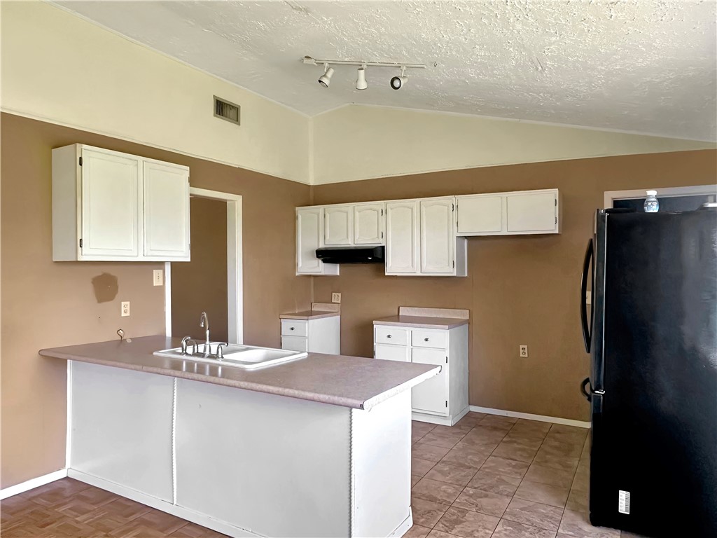 2871 Carr Road Beeville, TX 78102 - Photo 2 of 17 Gallery Image 2