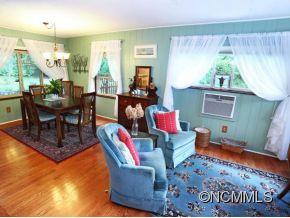 27 West Lake View Road Hendersonville, NC 28739 - Photo 6 of 17 Gallery Image 6