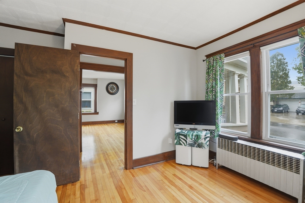 8 Carver Street Worcester, MA 01604 - Photo 24 of 28
