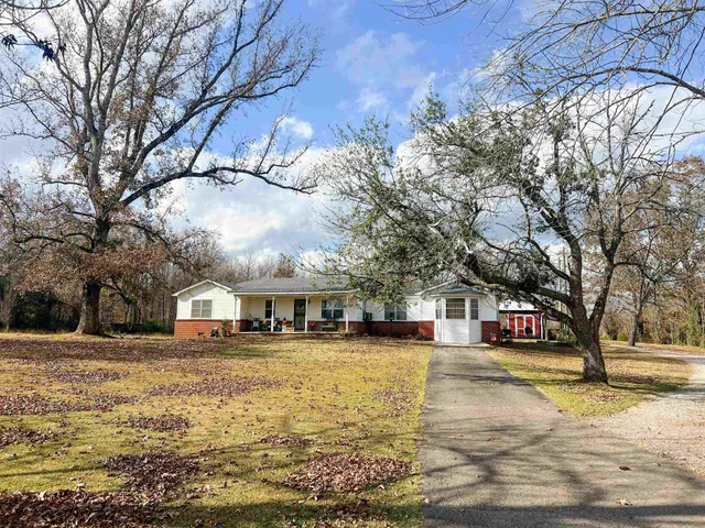 $284,000 | 2884 Sandy Flat Road, Bethel Springs, TN 38315