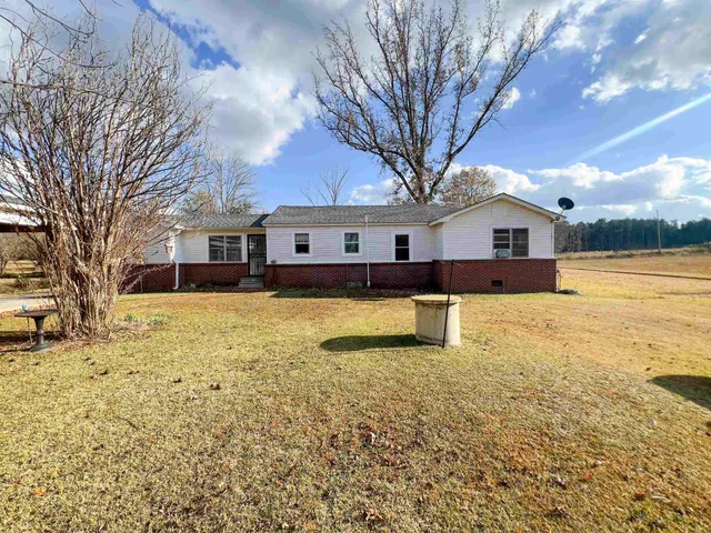 $284,000 | 2884 Sandy Flat Road, Bethel Springs, TN 38315