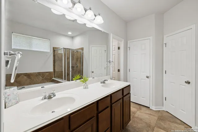 $560,000 | 23567 7 Winds, San Antonio, TX 78258