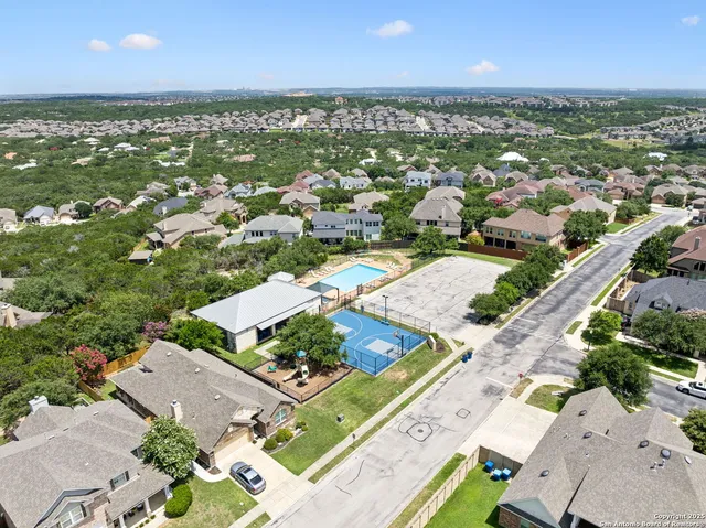 $560,000 | 23567 7 Winds, San Antonio, TX 78258