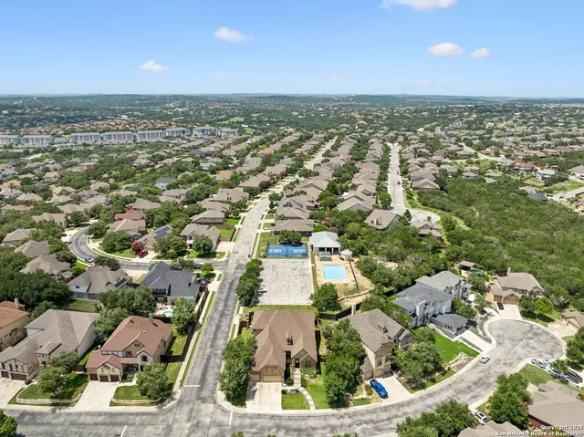 $560,000 | 23567 7 Winds, San Antonio, TX 78258