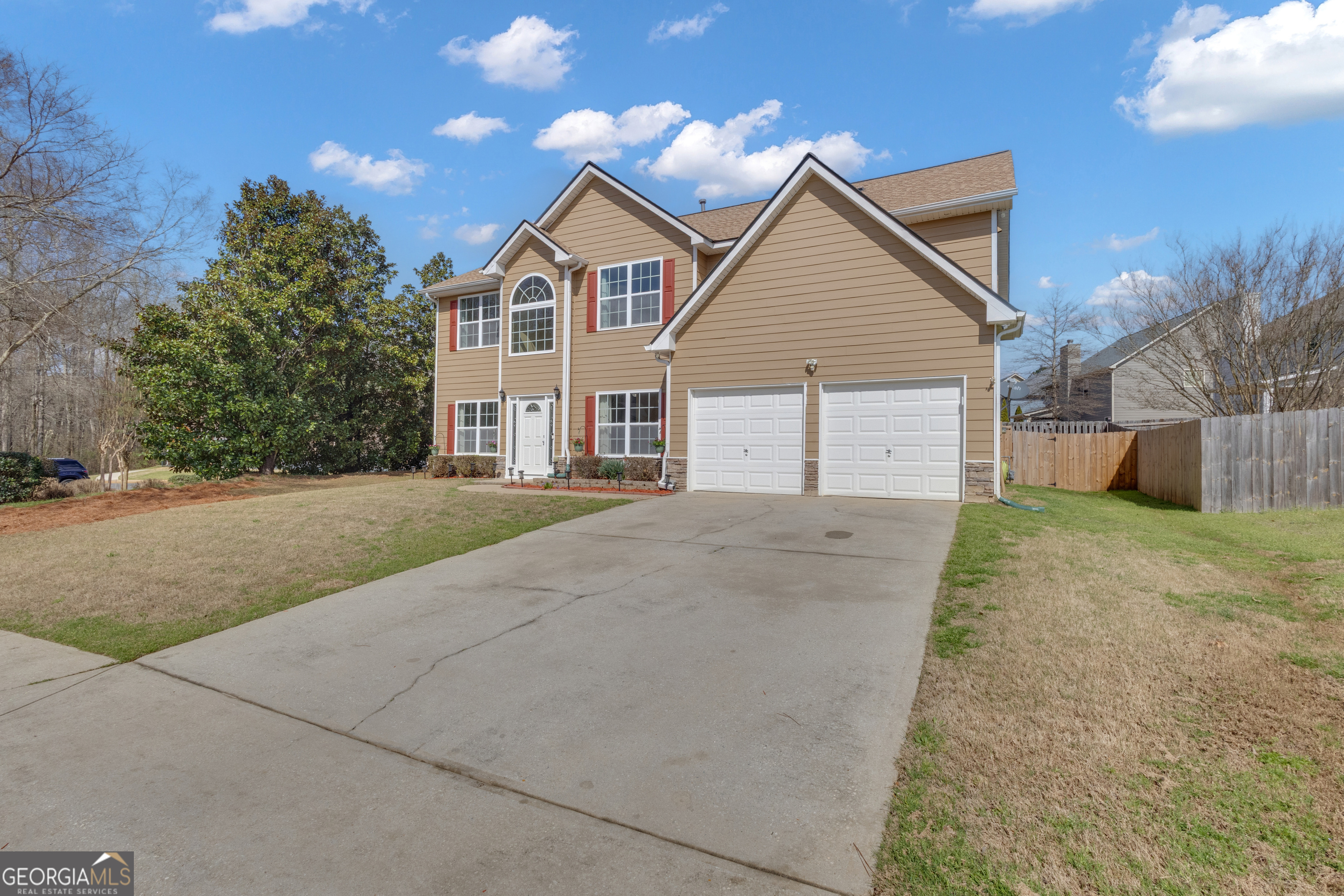 70 Fox Ridge Drive Newnan, GA 30265 - Photo 3 of 64