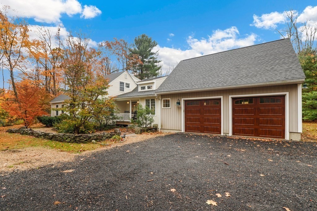 35 Northfield Road Lunenburg, MA 01462 - Photo 4 of 38 Gallery Image 4