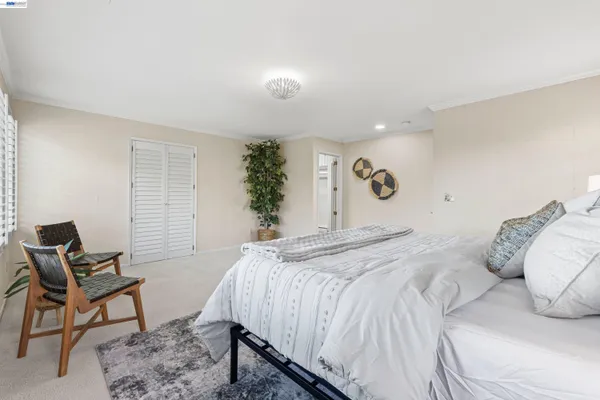 $929,000 | 4636 Redwood Road, Oakland, CA 94619