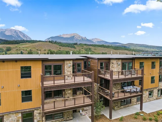 $1,213,500 | 1044 Blue River Parkway, Unit C306, Silverthorne, CO 80498