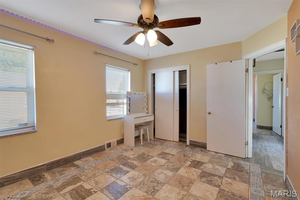 1625 Telegraph Road St. Louis, MO 63125 - Photo 18 of 35