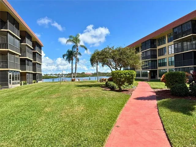 $569,000 | 19701 Gulf Boulevard, Unit 407, Indian Shores, FL 33785