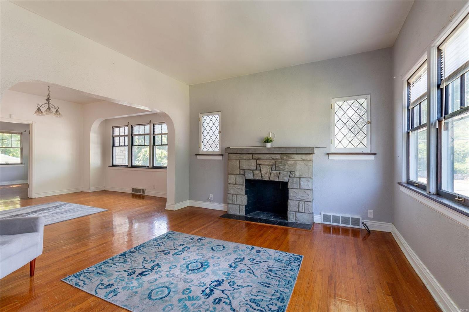 1908 Lucas And Hunt Road St. Louis, MO 63121 - Photo 12 of 41 Gallery Image 12