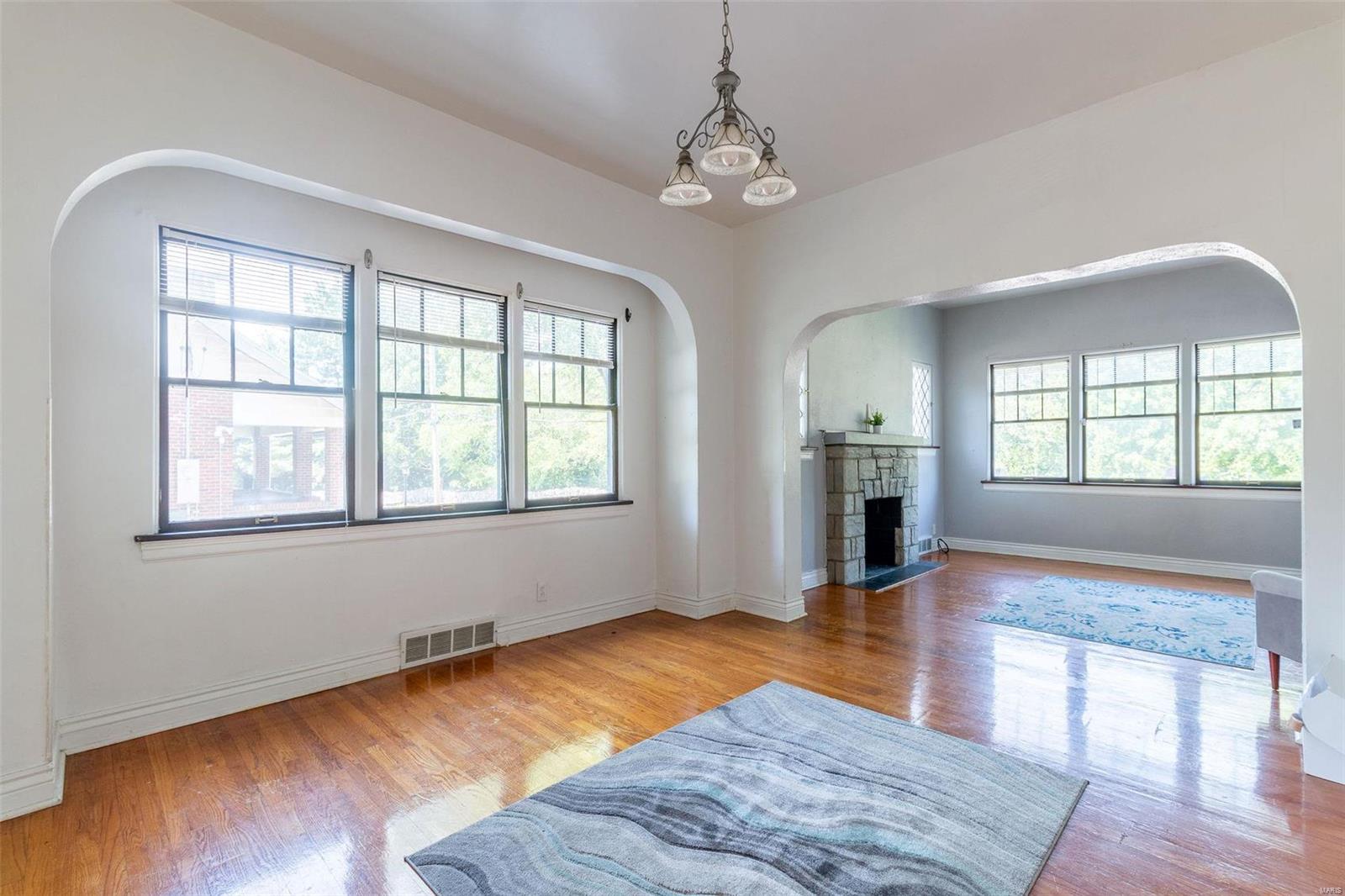 1908 Lucas And Hunt Road St. Louis, MO 63121 - Photo 19 of 41 Gallery Image 19
