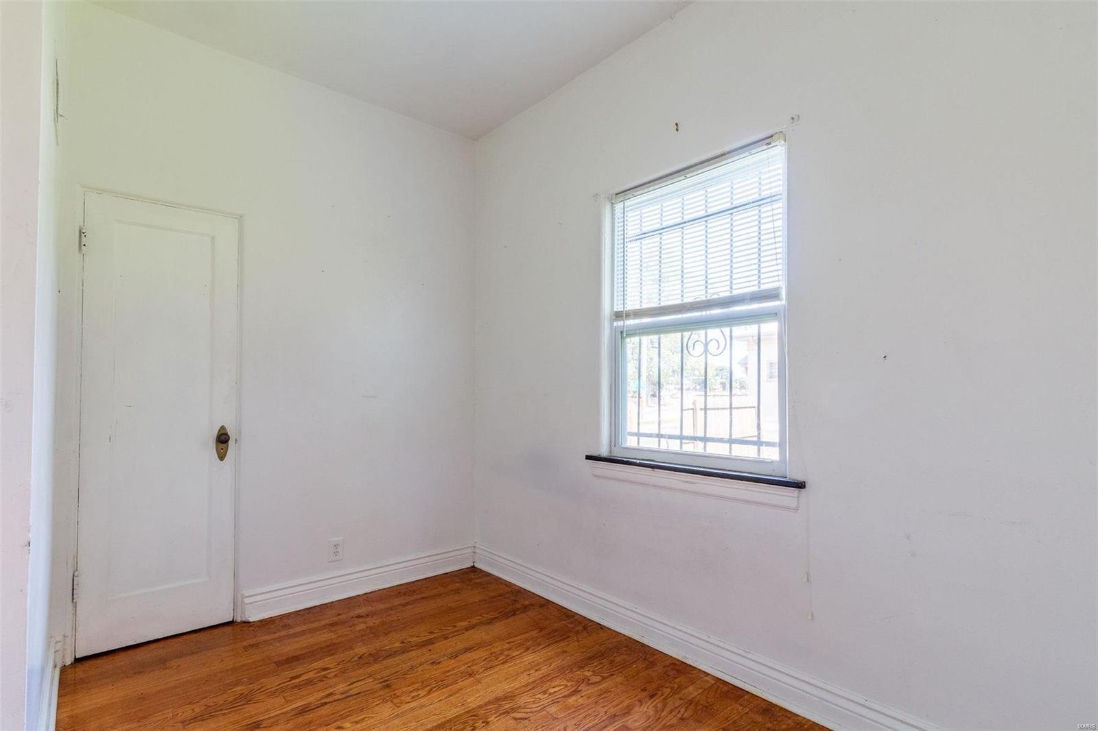 1908 Lucas And Hunt Road St. Louis, MO 63121 - Photo 23 of 41 Gallery Image 23